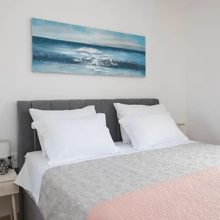 Navis Apartman *